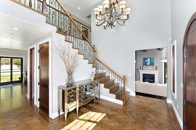 Photo - 3898 Happy Valley Rd