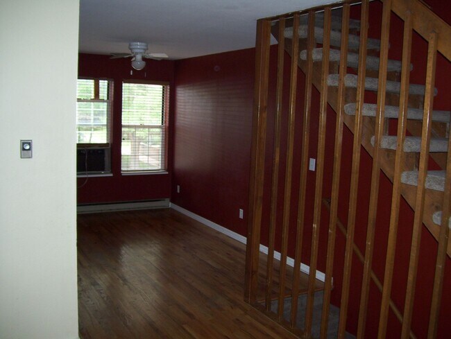 Photo - 3200 Azalea Dr