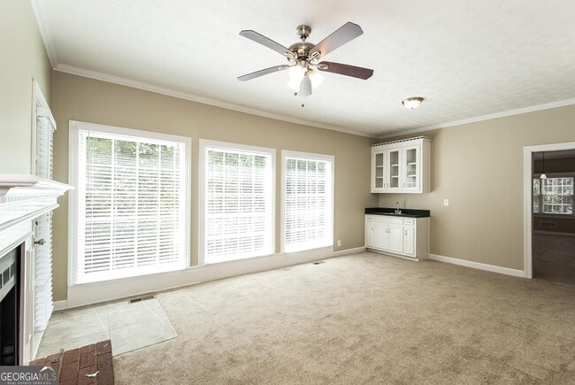 Photo - 1177 Justin Ln