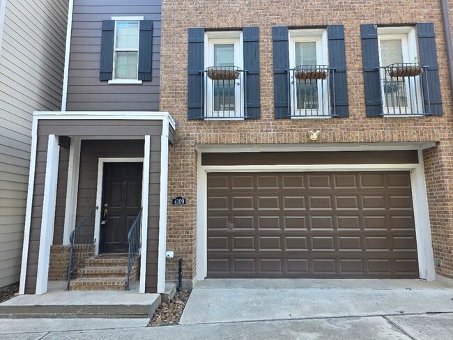 Photo - 4109 Allen St