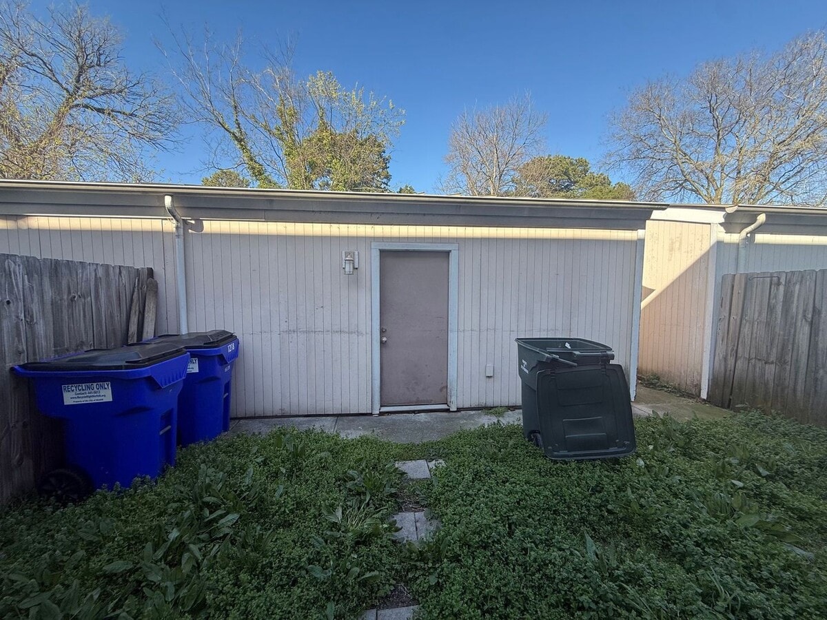 Photo - Updated 3BR Home with 2-Car Garage in Prime Norfolk Location