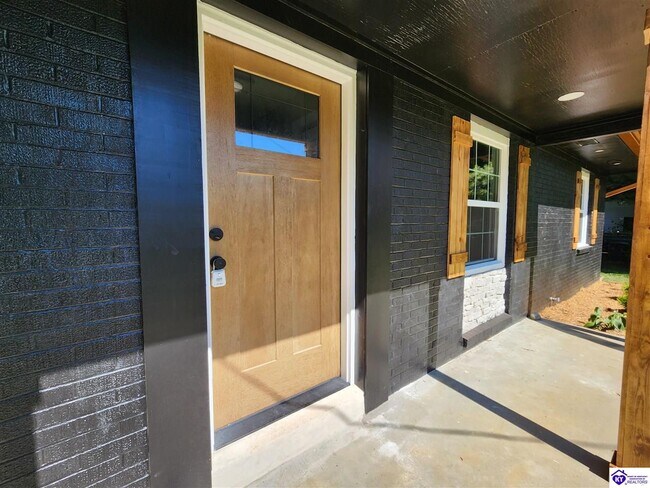 Photo - 818 Mohave Ct