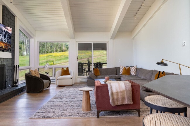 Photo - 360 Wood Rd Unidad ID1339914P