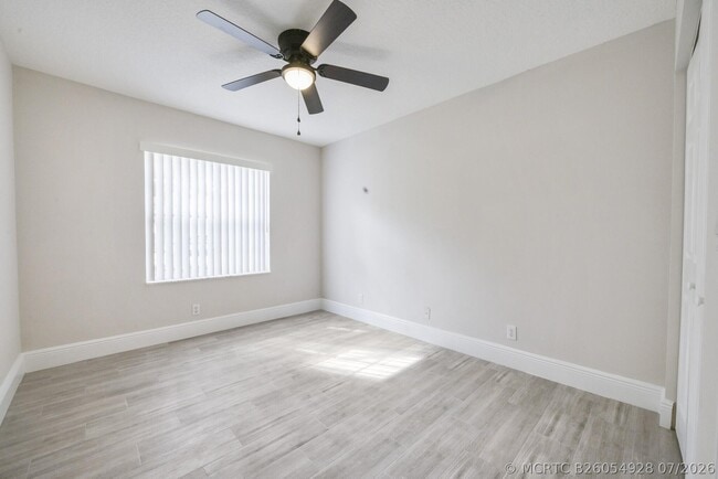 Photo - 172 Jones Creek Dr