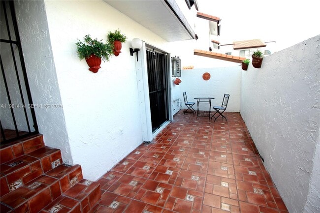 Photo - 1221 SW 124th Ct