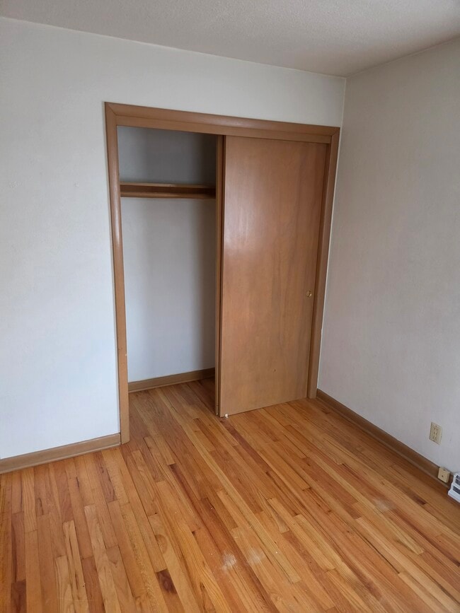 bedroom - 309 C Ave