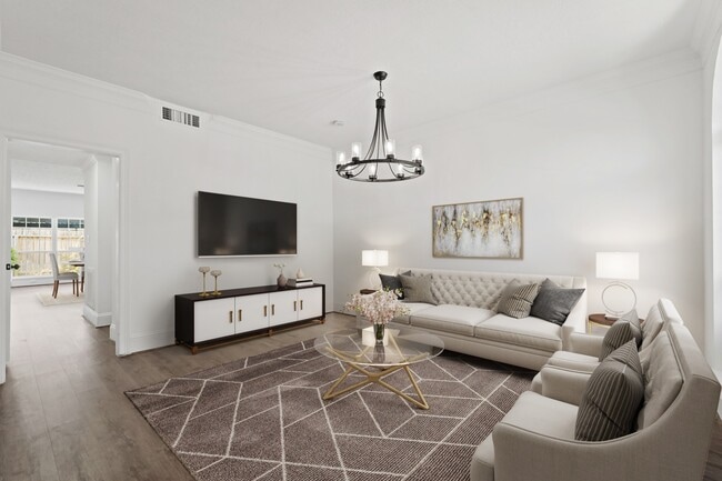 Building Photo - 2010 Stoney Brook Dr Unit 1