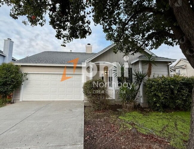 Building Photo - 210 Leafwood Ct