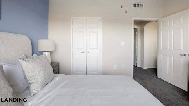 2155 Arkansas Ln Unit 1210