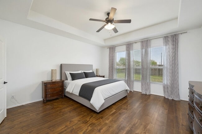 Photo - 13711 Contour Ct