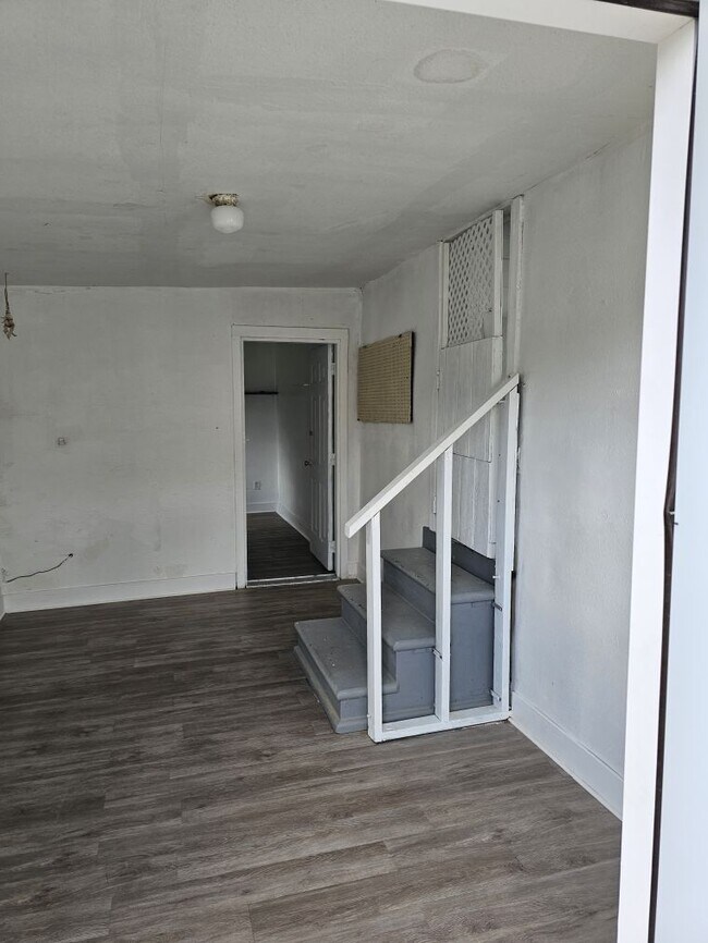 Photo - 15530 Mapletree Dr