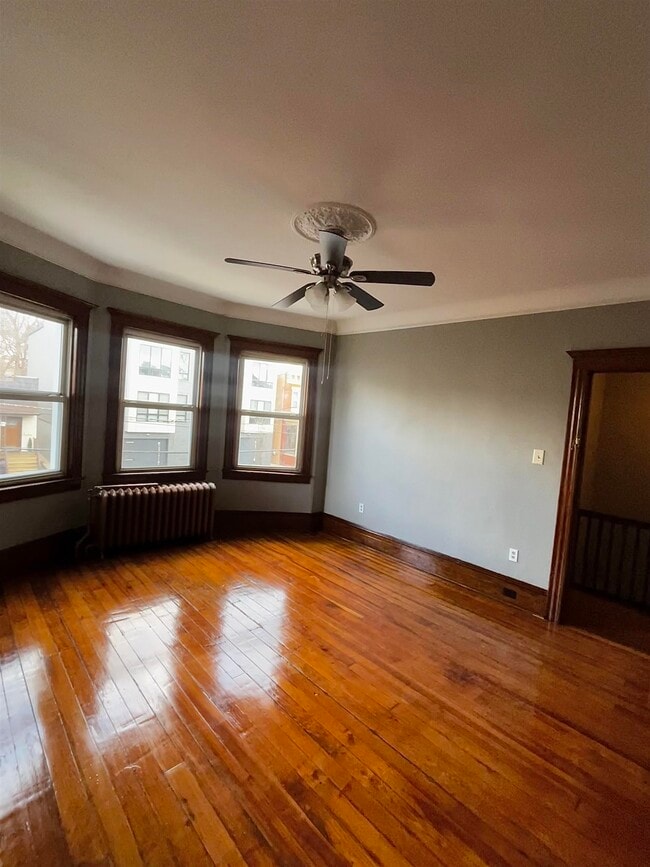 Photo - 135 Sherman Pl