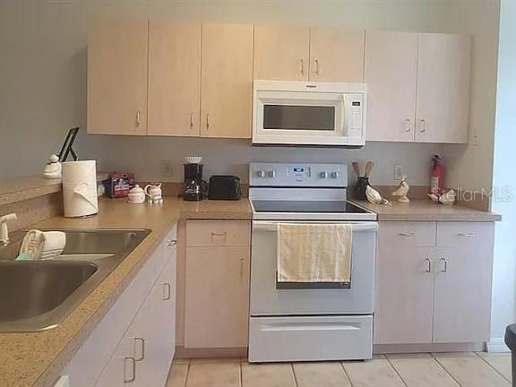 Photo - 259 Grand Rapids Dr