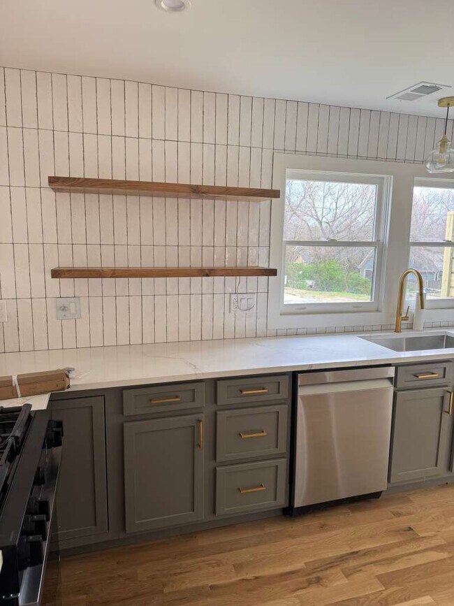 Photo - 964 Herndon St NW