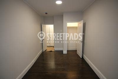 Building Photo - 2 bedroom in Boston MA 02115 Rental