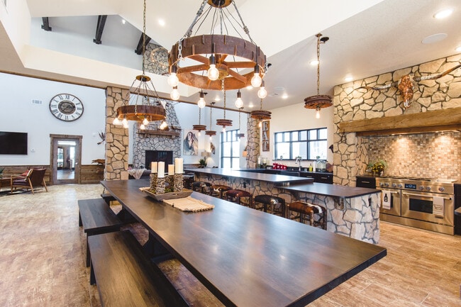 Photo - Bucking Horse Apartments