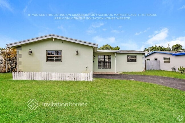Building Photo - 8681 NW 26th St Rental