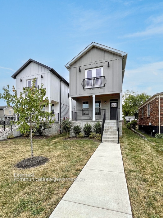 Photo - 1107 Walsh St