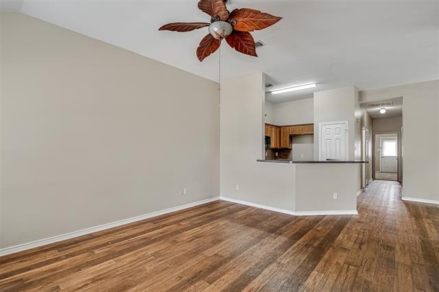 Photo - 824 Walnut St