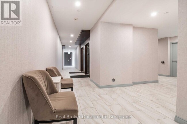 Photo - 80 9th St E Unit 701