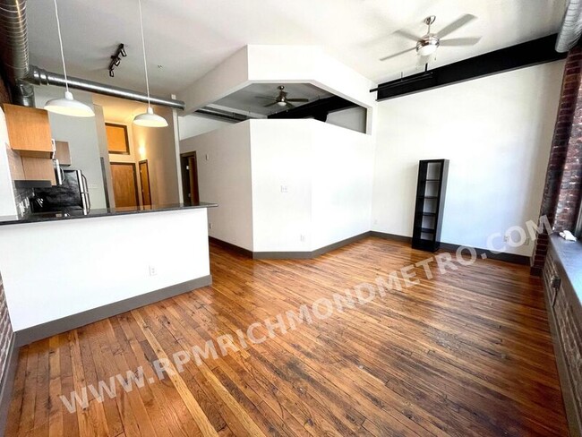 Photo - 1322 W Broad St Condo Unit 3G