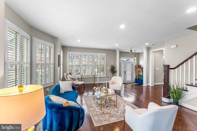 Photo - 726 River Mist Dr