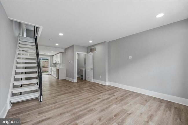 Building Photo - 1512 S Bailey St