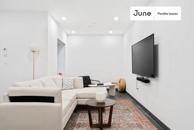 Modern Private ROOM in Bed-Stuy