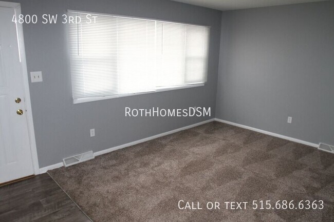 Photo - 4800 SW 3rd St
