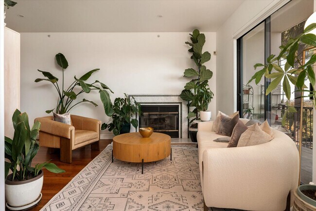 6060 La Goleta Rd Unit C - Townhouse