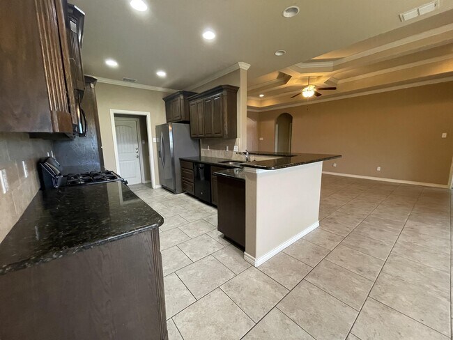 Photo - 2202 Retta Dr