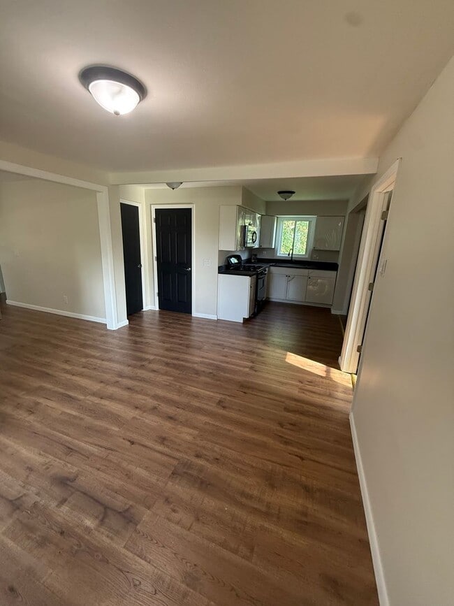 Photo - 4 bed 2 bath
