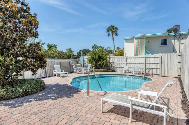 Photo - 357 Tierra Mar Ln