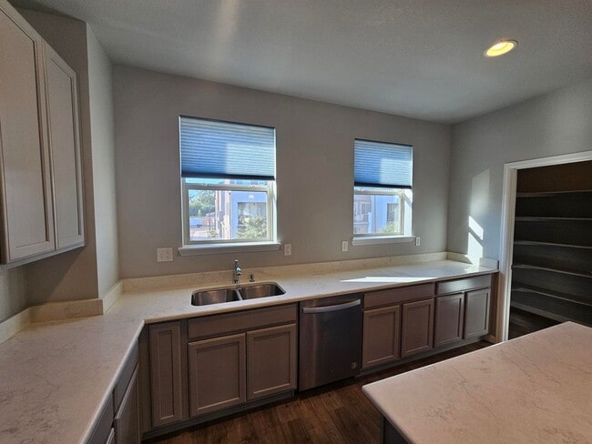 Photo - Contemporary townhome in Great Location