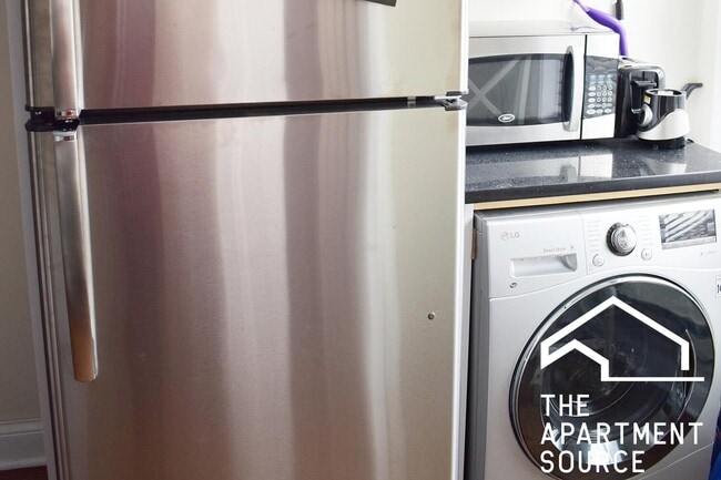 Photo - 3819 N Greenview Ave Unit 3N