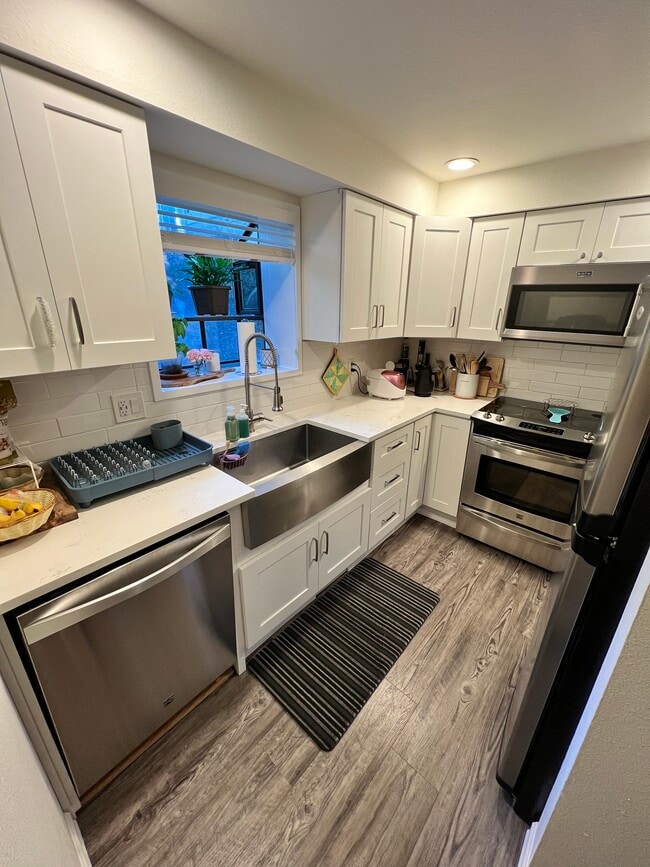 Photo - 3927 108th Ave NE Unit A102