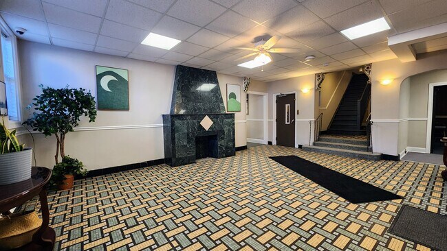 Photo - 4764 N Virginia Ave Unit 303