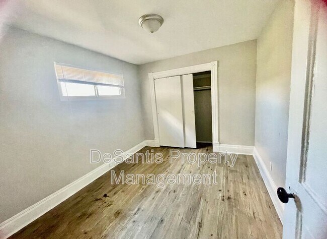 Photo - 1060 4th Ave Unit 2