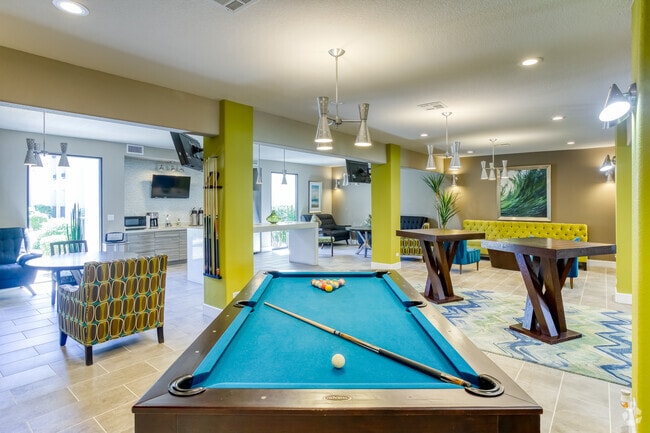 Clubhouse - 4200 Paradise