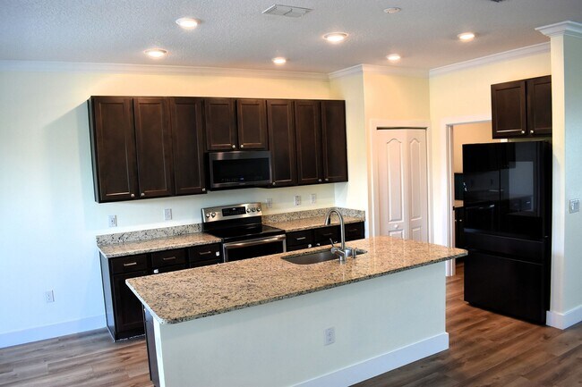 Photo - 1217 SW Marmore Ave