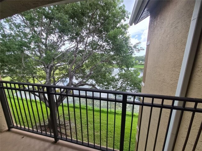 Photo - 101 SW 117th Ave Unit 7306