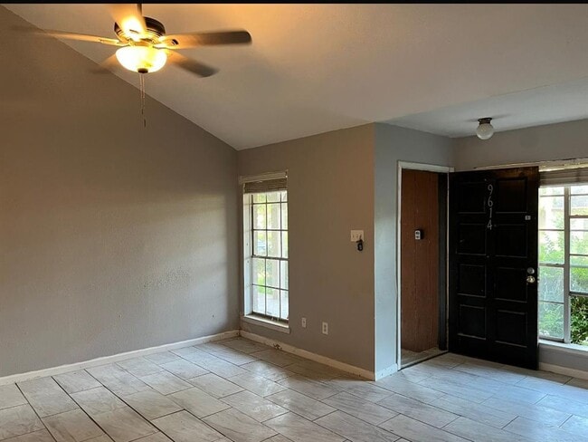 Photo - 9514 Wellsworth Dr Apartment