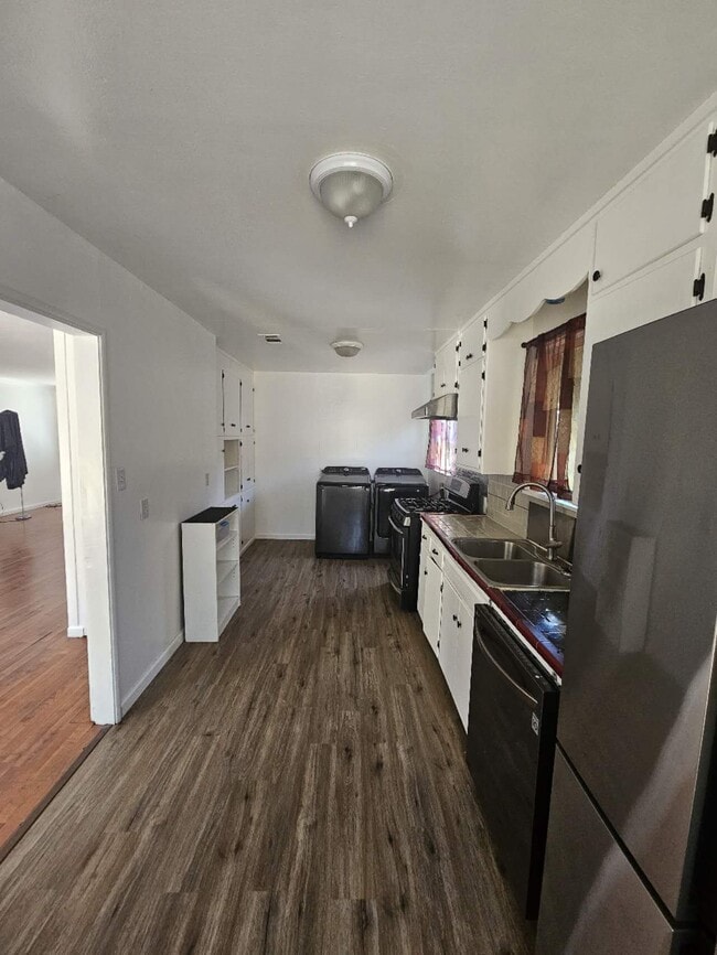 Photo - 1739 La Jolla Dr