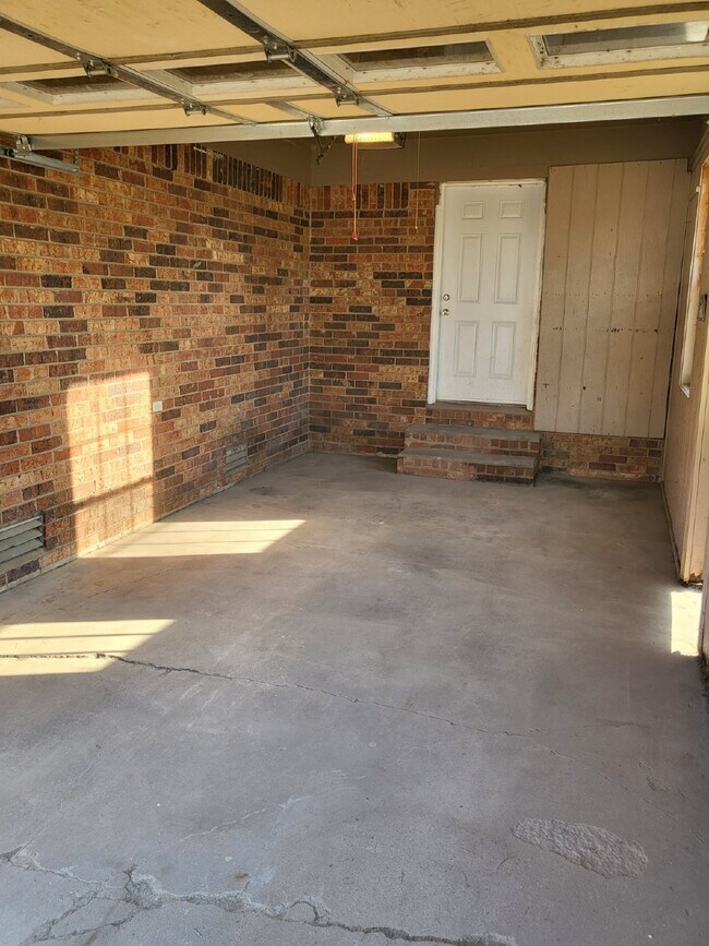 Photo - "Charming 3-Bedroom Home in Brookland - Co...