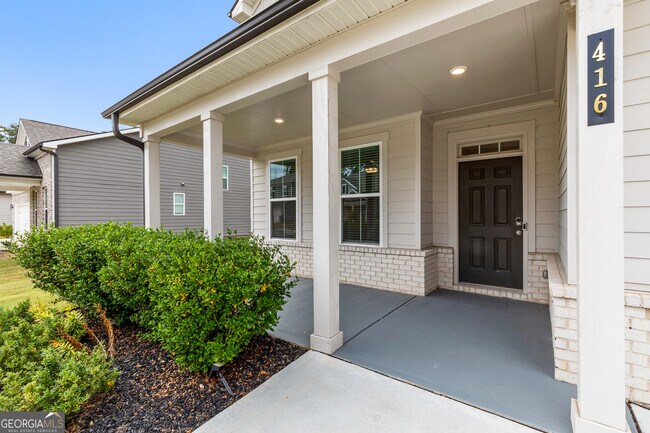 Photo - 416 Kinross Ln