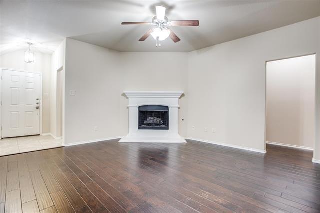 Photo - 233 Red Hawk Pl