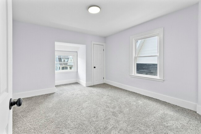 Photo - 1488 Craigwood Rd