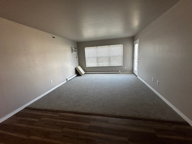 Photo - Arbor Court