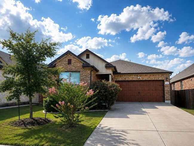 Building Photo - 405 Kaden Prince Dr