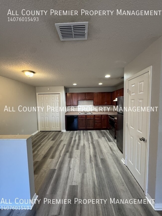 Photo - 2911 SE 52nd Ave Unit 3